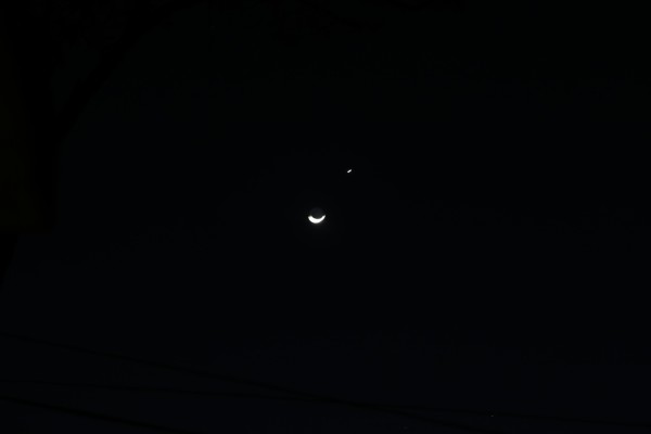 现在怎么看不见星星了 wKgIC1xRLMyAUP5oAADNFjRryfI88.jpeg?imageView2%2F2%2Fw%2F600%2Fh%2F600%2Fq%2F90