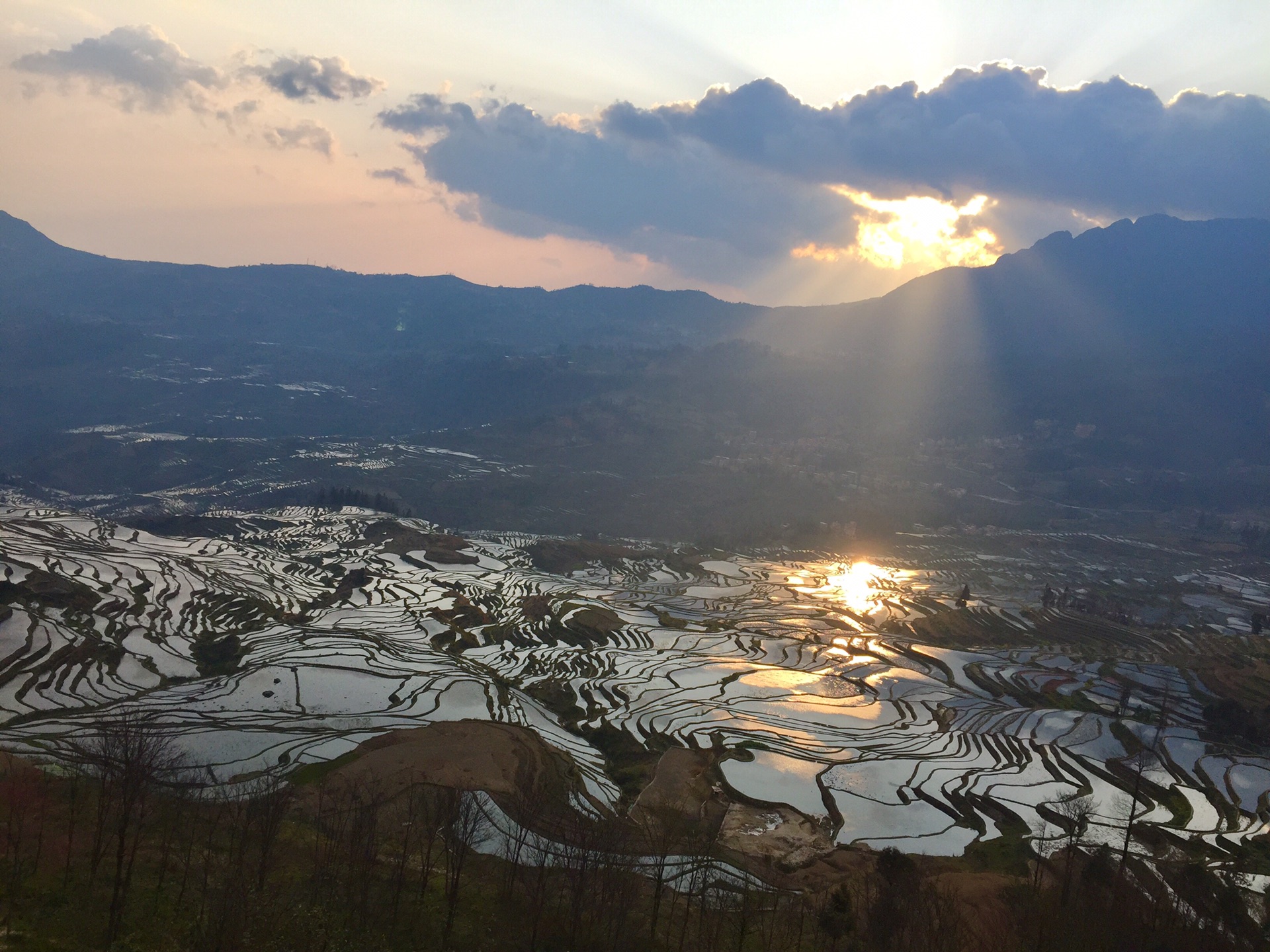 普者黑旅游怎么穿搭_普者黑旅游地图(2)