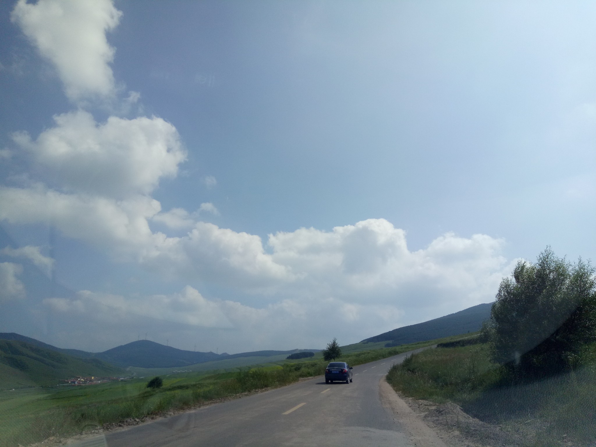 wKgBZ1h9hZ-AMTGRAAj5BwL70vk75.jpeg?imageView2%2F2%2Fw%2F600%2Fh%2F600%2Fq%2F90