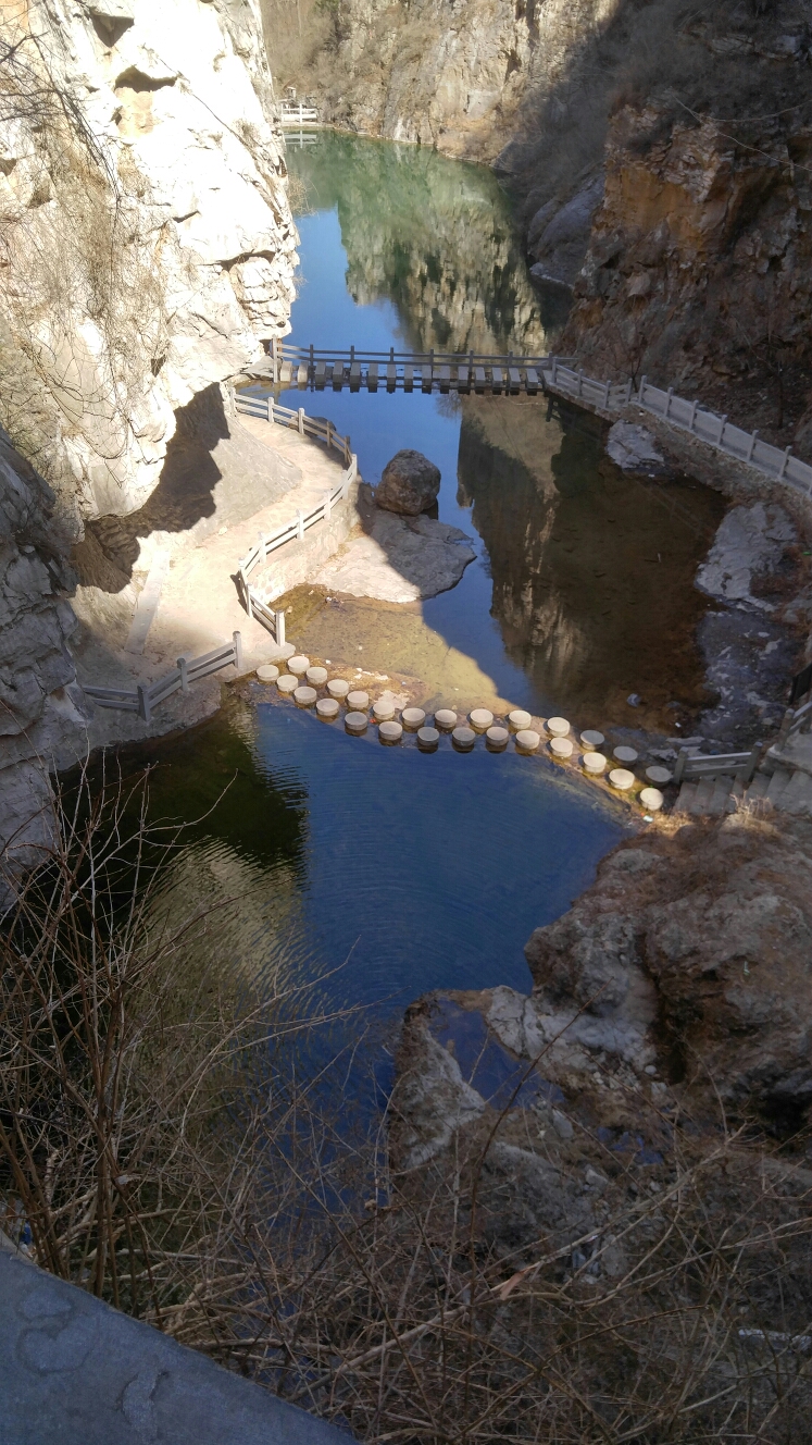 灵泉峡一日游上山拜佛