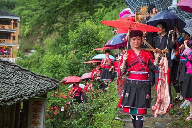 瑶族婚纱_瑶族服饰