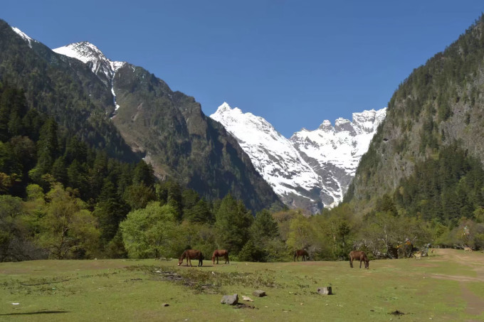 徒步旅行者必备攻略 wKgBZ1na-AKAa3R-AAeV73PEahc01.jpeg?imageView2%2F2%2Fw%2F680%2Fq%2F90%7CimageMogr2%2Fstrip%2Fquality%2F90