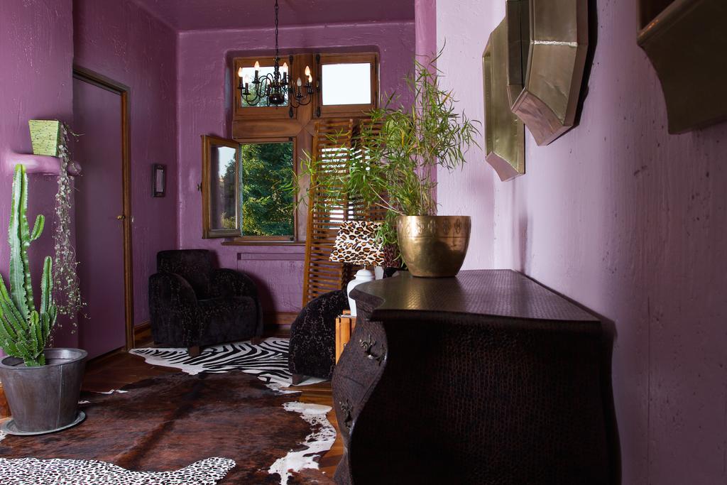 贝塞特城堡酒店