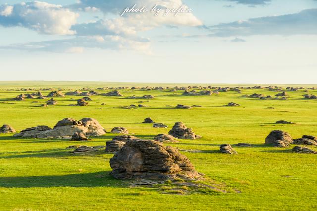 自助游 昔阳到苏尼特左旗旅游 中国与蒙古边境发现罕见的草原石林,不