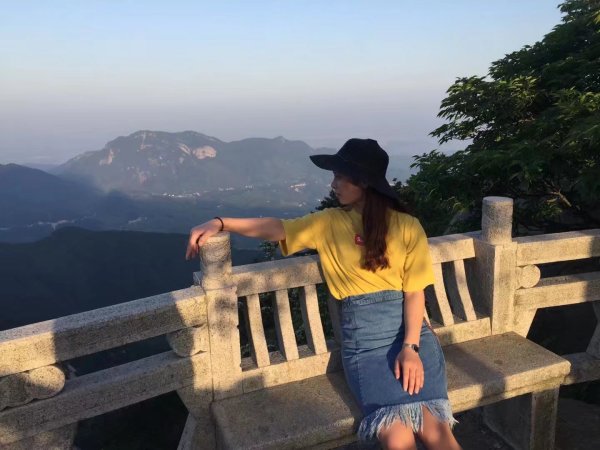 小汤3有些人钢琴谱子