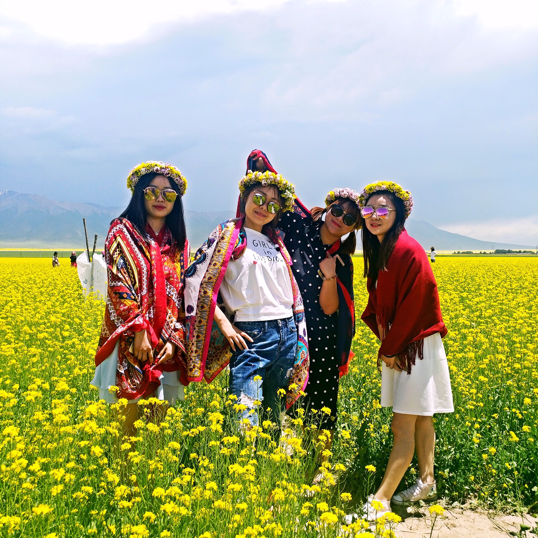 门源百里油菜花海景区      