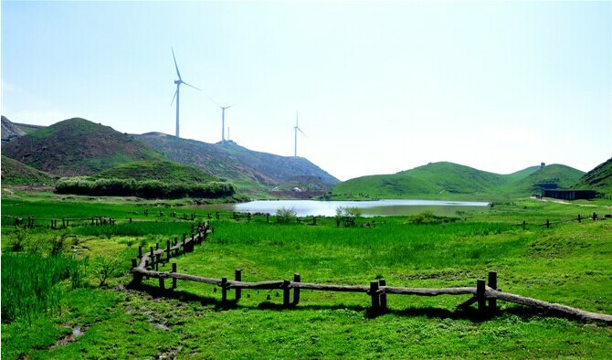 高山草原仰天湖