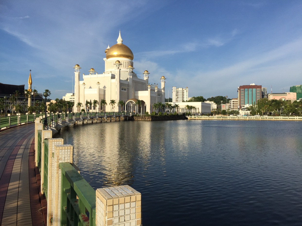 8487周末在文莱有一起在首都斯里巴加湾市和周边旅行的吗