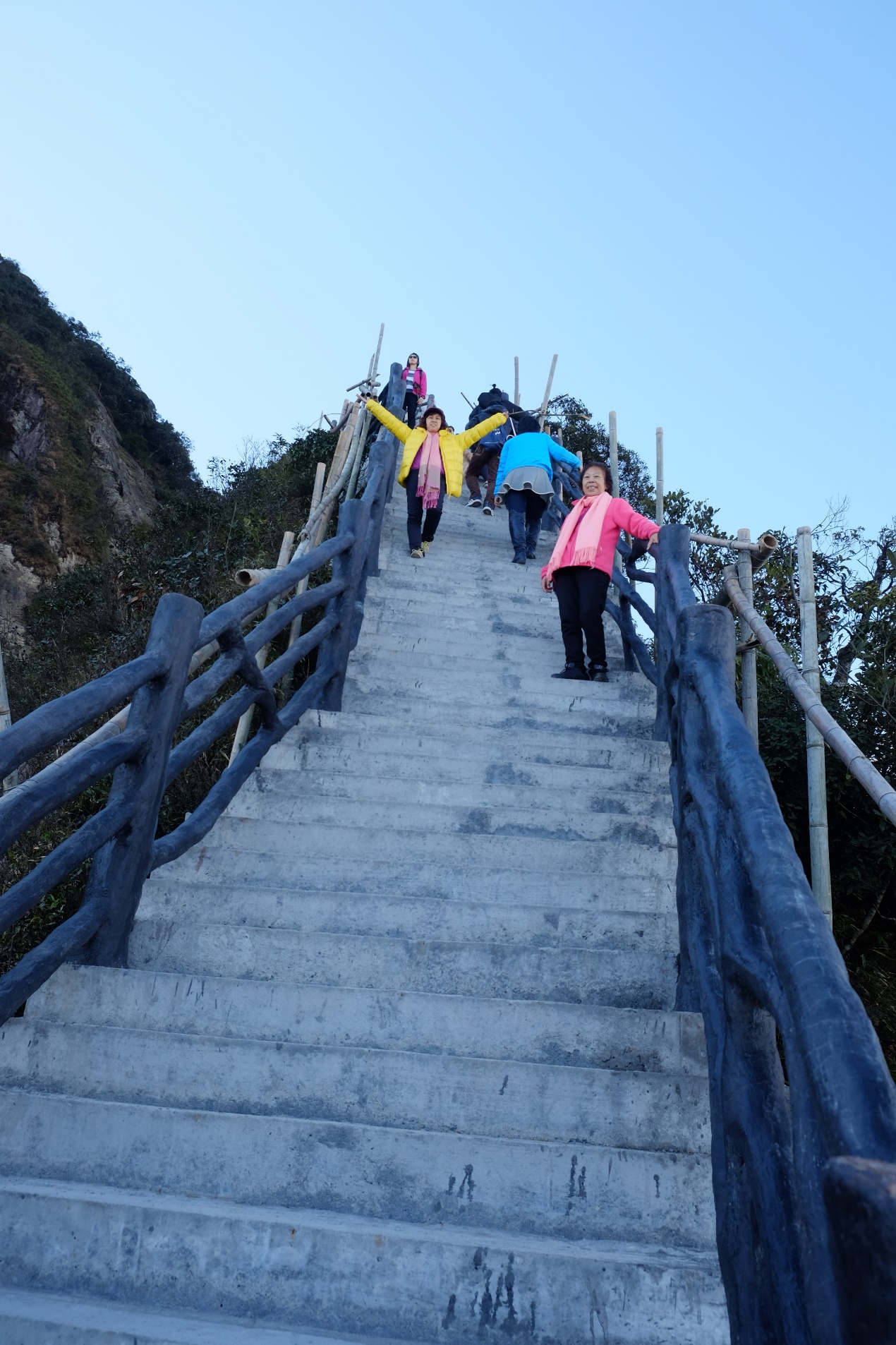 毛孩子爬山记——2017年元旦莽山跨年之旅,广州旅游攻略 - 马蜂窝