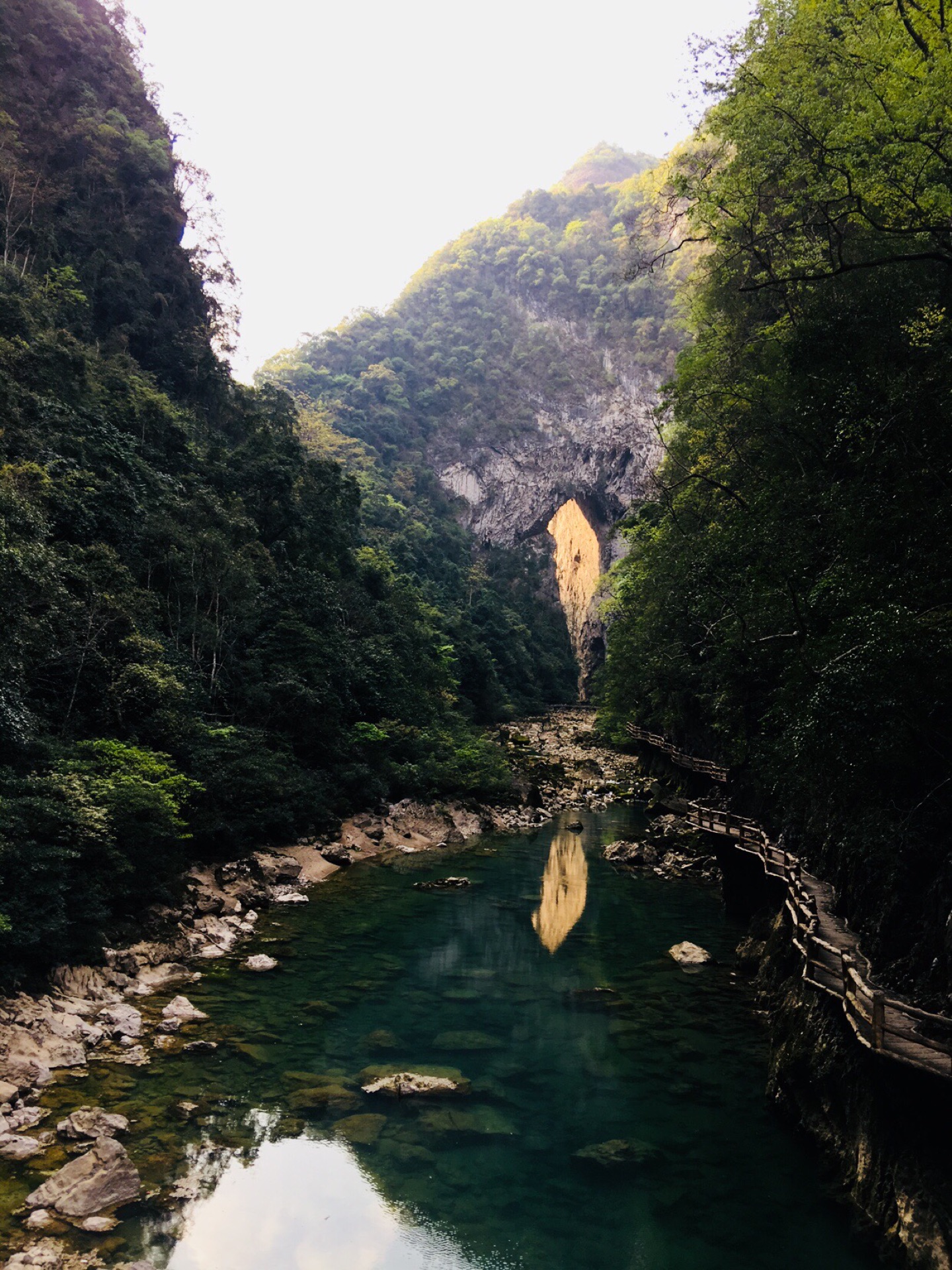 荔波县有多少人口_荔波至王蒙公路沿线的移民新村 梦柳布依族小镇