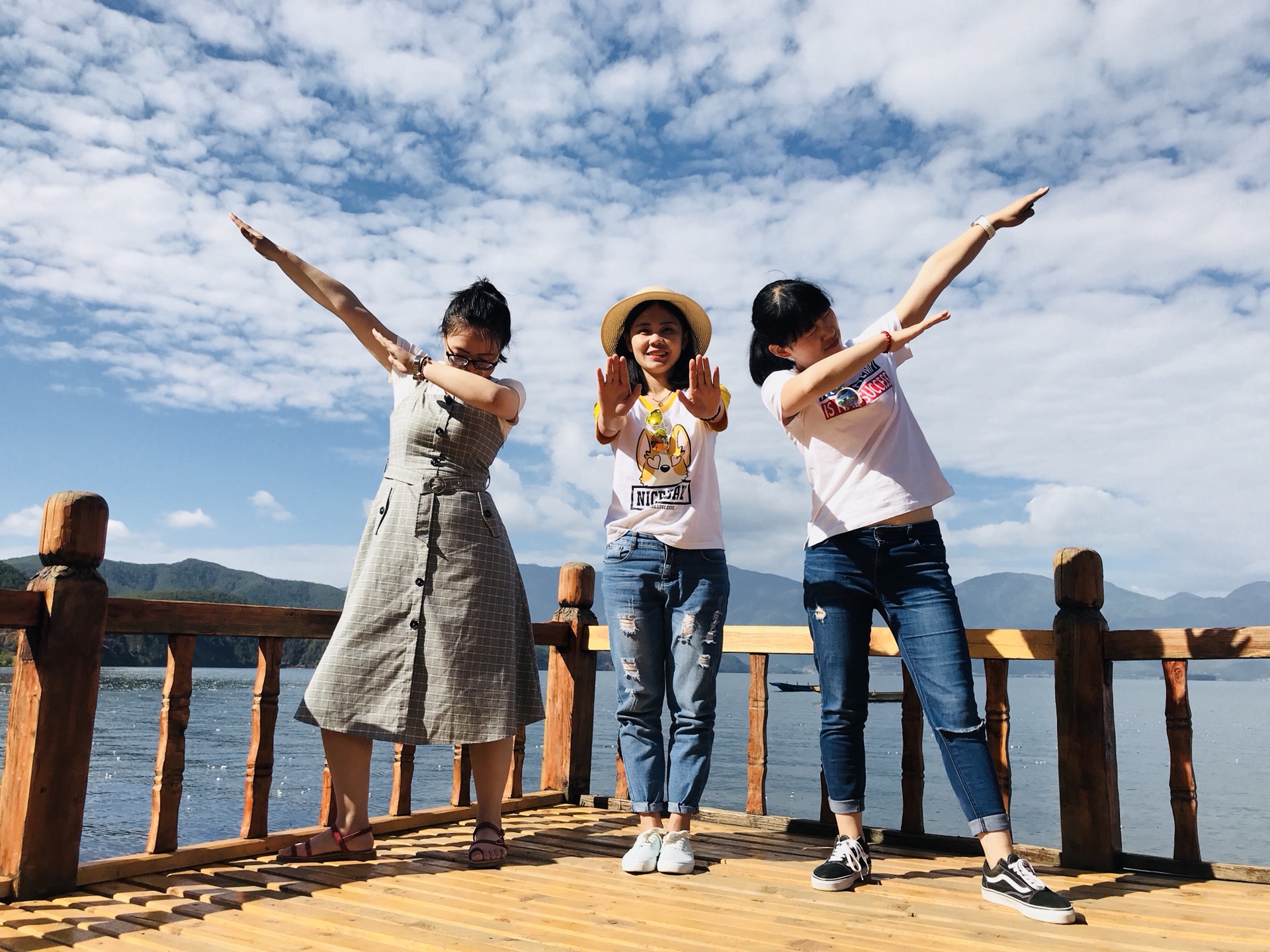 三人旅行 马蜂窝