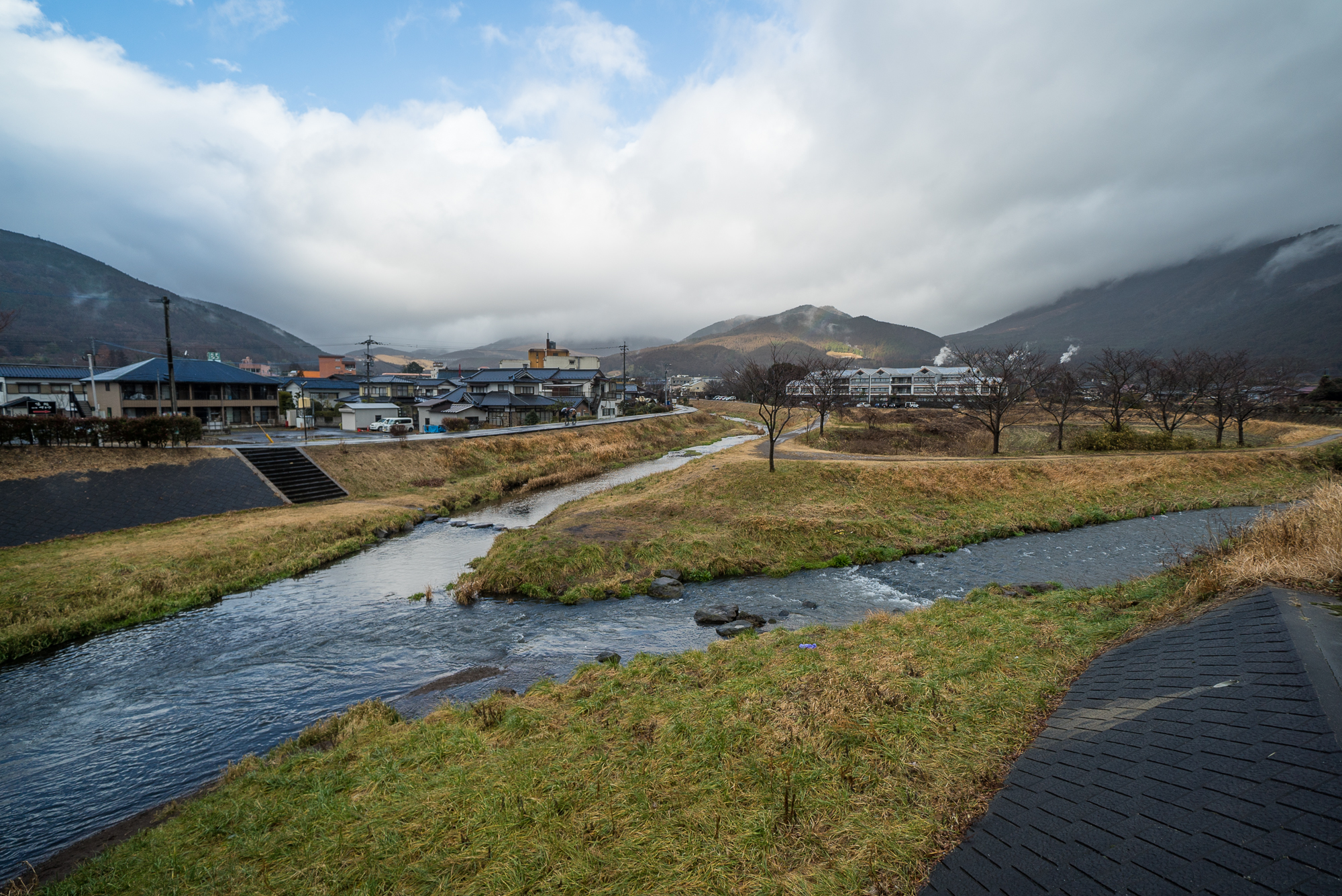 【首发】别府下地狱,由布院等烟雨,九州传奇列车(由布院之森)