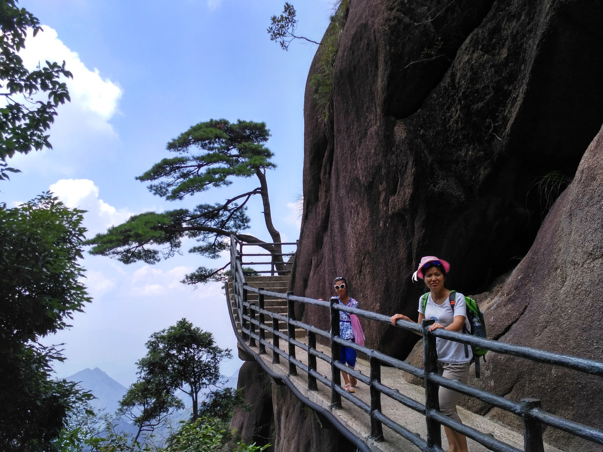 【三清山】峰林松海巨蟒现, 寂寞女神坐孤岩