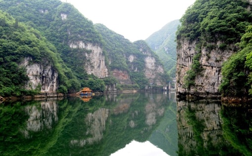 晚上的荔波小七孔好玩吗 wKgBEFtz63yAAIaqAAWpz5rTWsU03.jpeg?imageView2%2F2%2Fw%2F510%2Fh%2F8000%2Fq%2F100