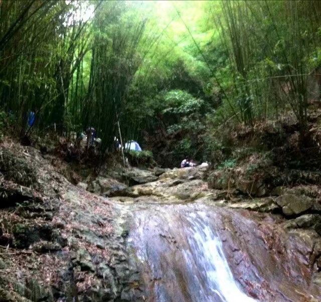胜天湖露营