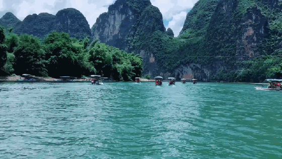 壁纸 风景 山水 桌面 560_316 gif 动态图 动图