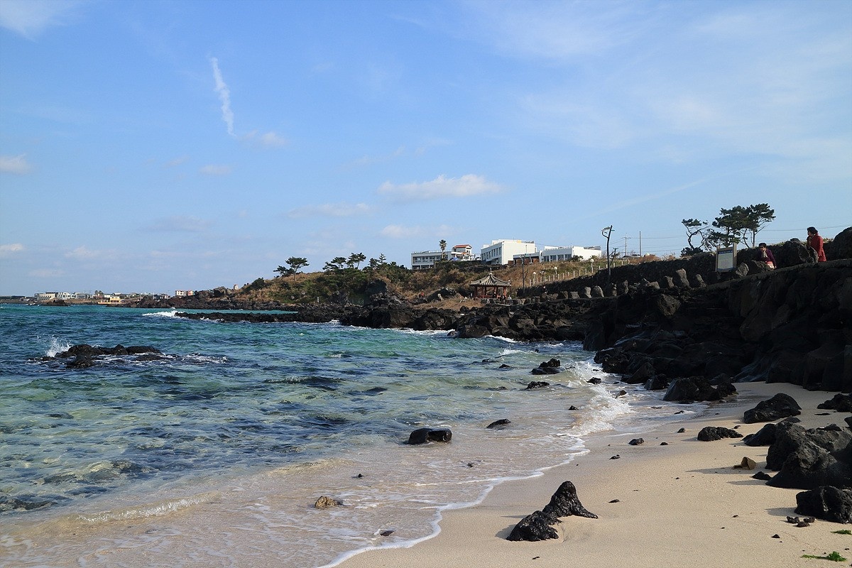 wKgED1v_cH-AMEE0AATqPJQ1hbQ85.jpeg?imageView2%2F2%2Fw%2F600%2Fh%2F600%2Fq%2F90