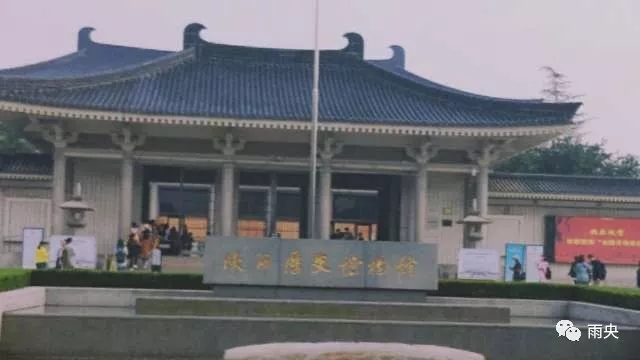 人均两千