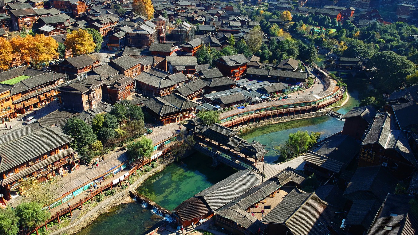 西江镇人口_西江千户苗寨图片(2)