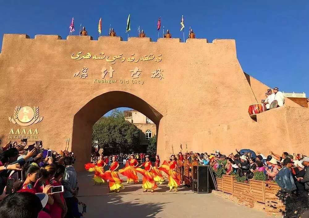 新疆喀什噶尔老城景区一日游-游历史文化名城览丝路异