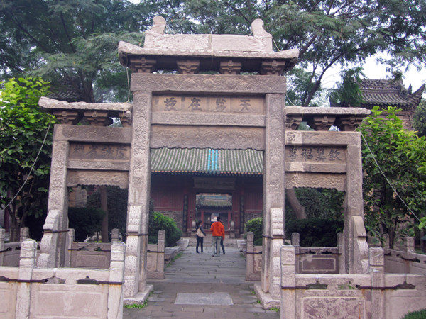 安宁老人游玩攻略,安宁老人游玩攻略大全