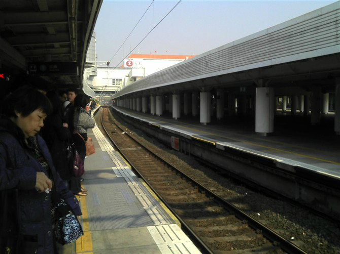 wKgByU_sW6GokqpEAANEnu3LYVA02.jpeg?imageView2%2F2%2Fw%2F600%2Fh%2F600%2Fq%2F90