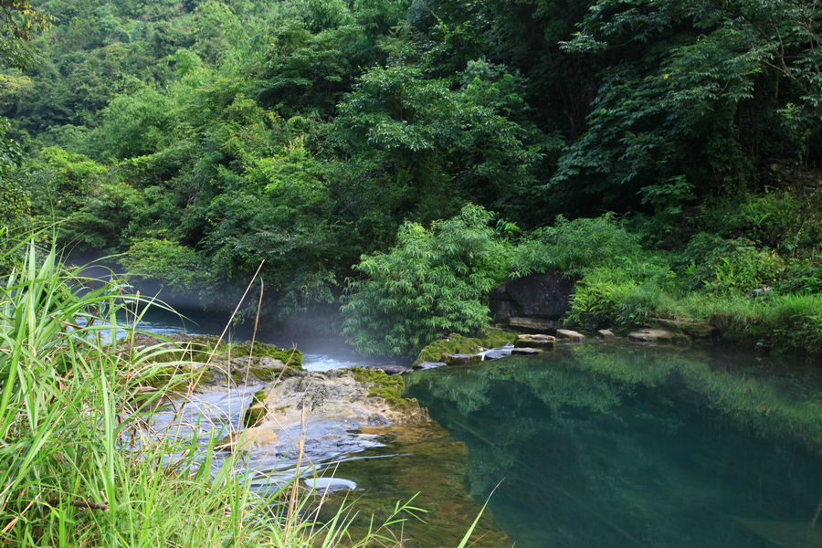 荔波县有多少人口_荔波至王蒙公路沿线的移民新村 梦柳布依族小镇(2)