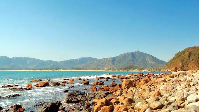 天气好转,有太阳了!14年3月16日(周日)深圳东西冲海岸线徒步一日