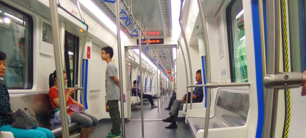 杭州地铁首末班车时间分别是几点，杭州地铁的运营时间有多久