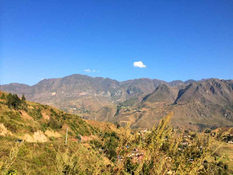 四川凉山有多少人口_四川凉山图片(3)