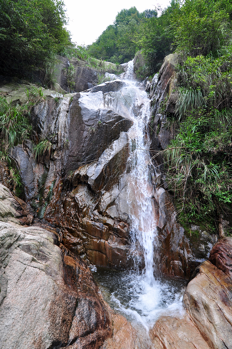 安徽桐城旅游:牯牛背水库风景区·檀香寺游记