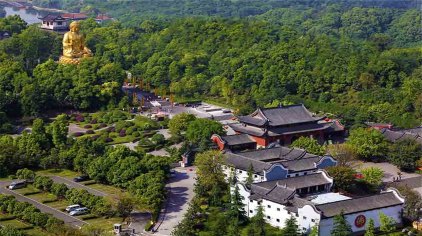 重庆华岩旅游风景区位于九龙坡区,2010年被国家旅游局评定为国家aaaa