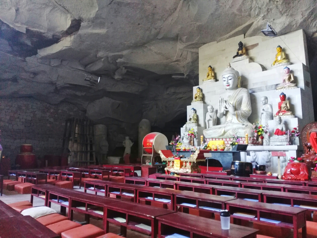 天台山慈恩寺古洞禅修记