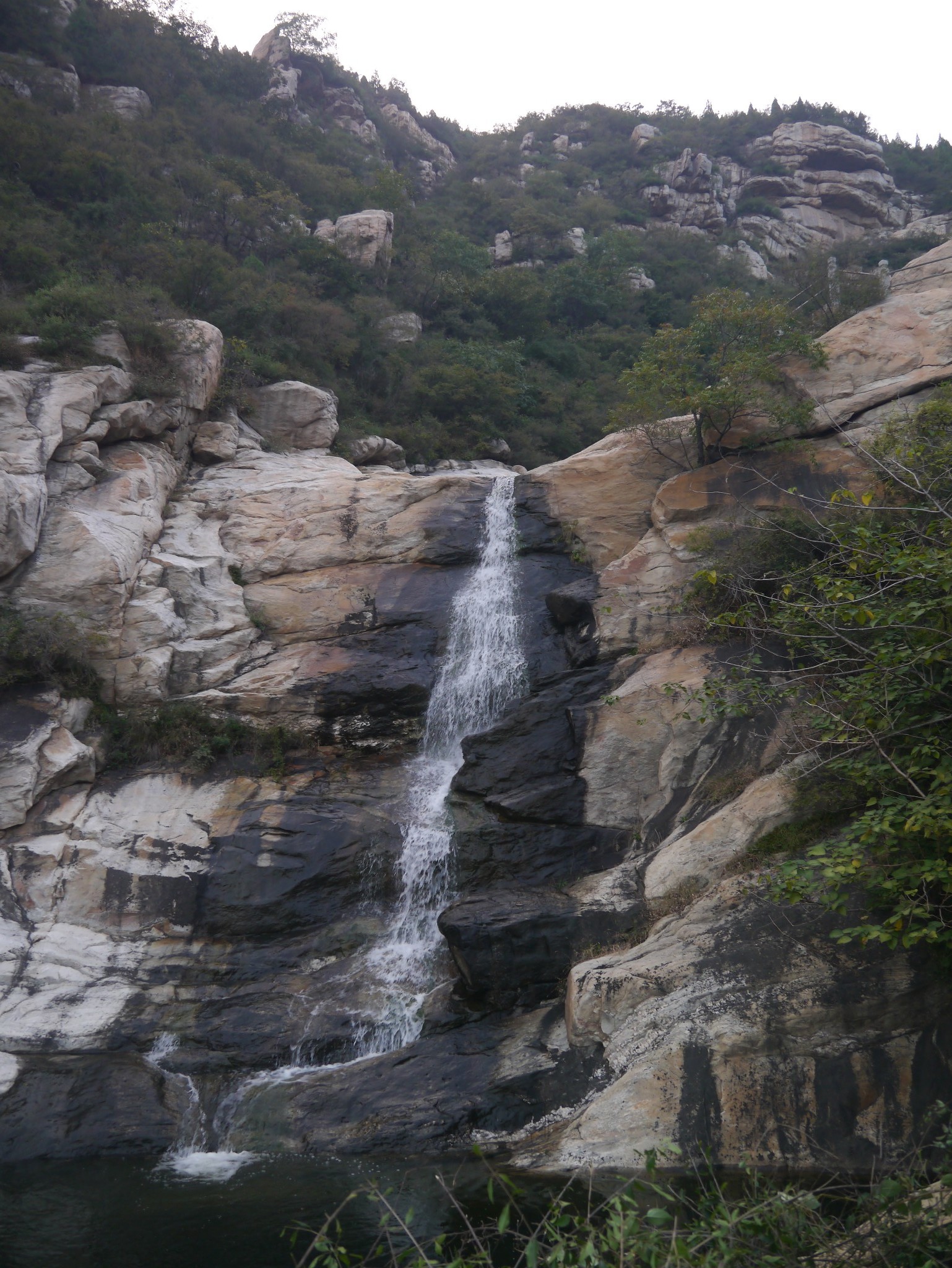 国庆高铁中原行:中岳嵩山二日穿越--太室山(嵩阳书院上,卢崖瀑布下)