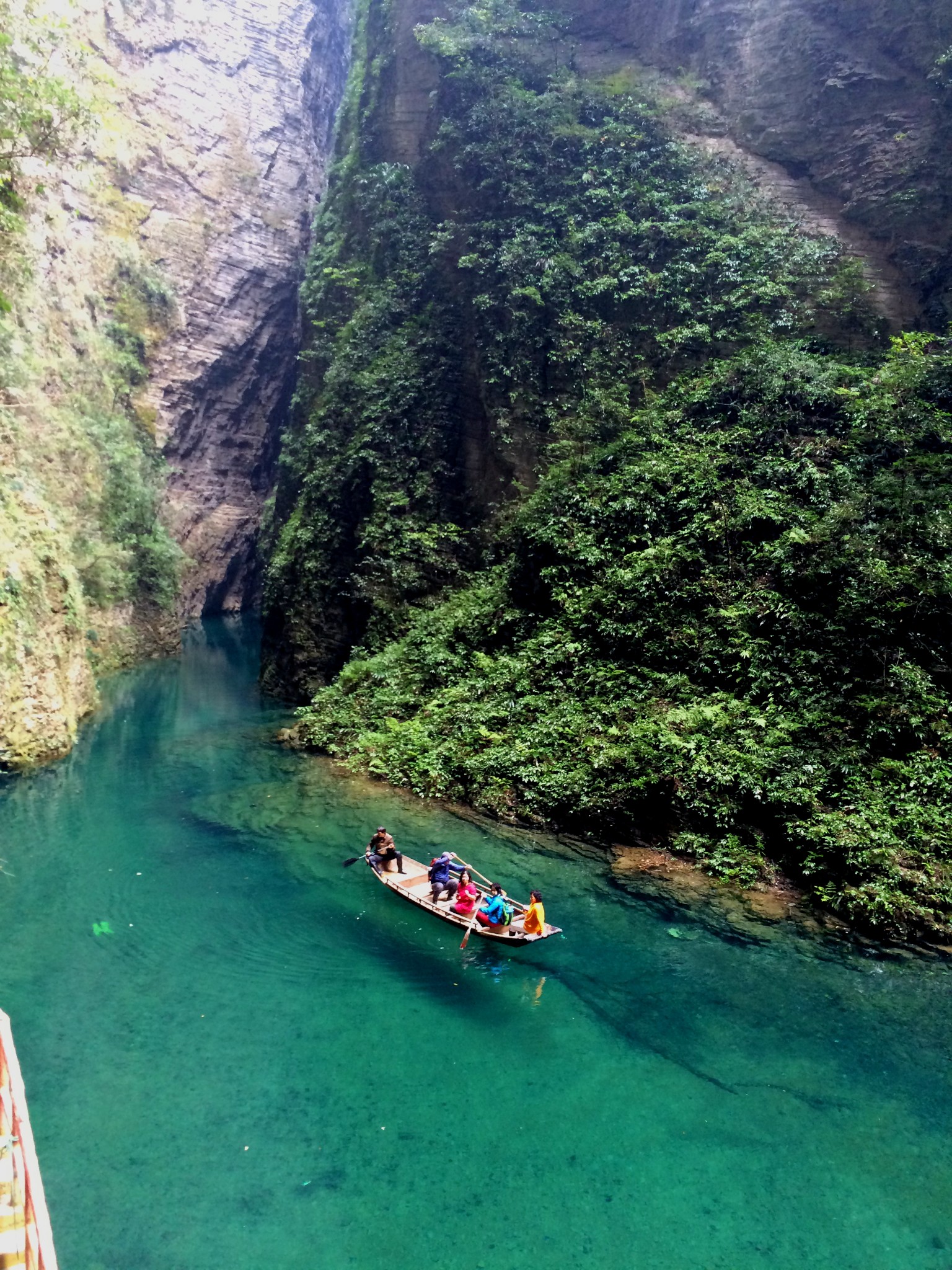 恩施鹤峰县屏山村躲避峡    