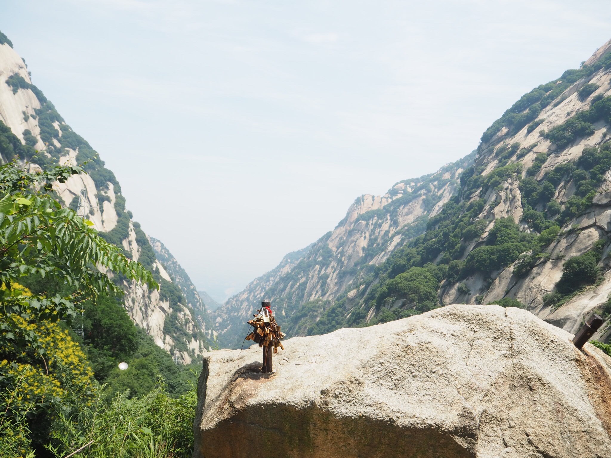 华山景区人口流量_华山景区图片(2)