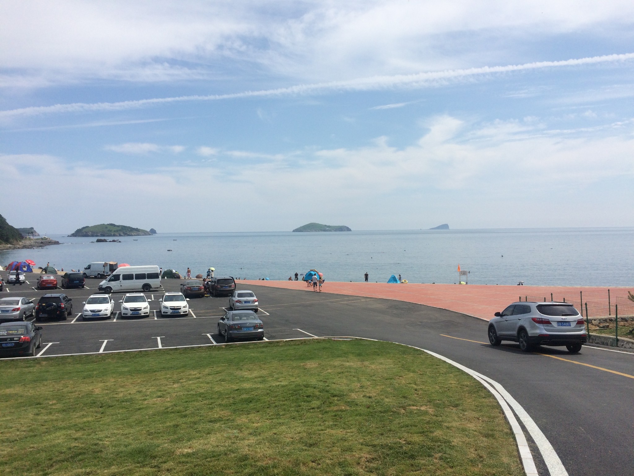 银沙滩浴场         