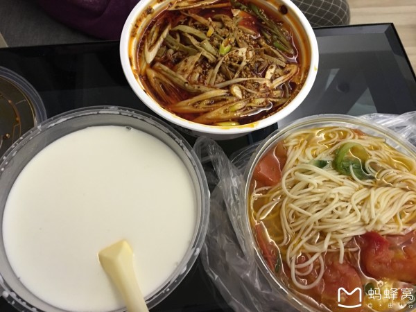 随便吃点东西肚子就大起来 wKgBs1gMzsaAKeVEAA8WF8Q1SCs61.jpeg?imageView2%2F2%2Fw%2F600%2Fh%2F600%2Fq%2F90