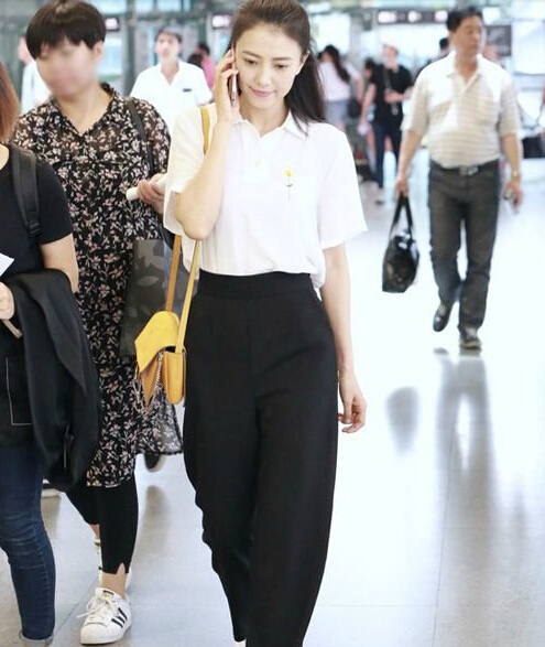 夏天旅游怎么穿拍照好看,跟着高圆圆私服美搭学起来!