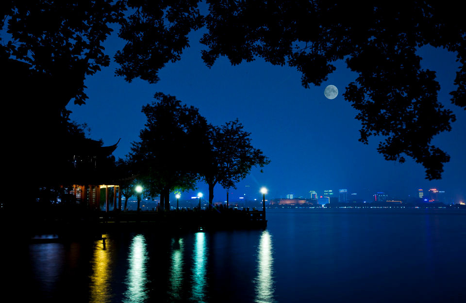 杭州西湖十大景点是什么 平湖秋月