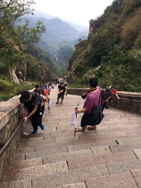 泰山全程爬多远 wKgBs1fqfm-AWSYiAARCj6icTqs99.jpeg?imageView2%2F2%2Fw%2F600%2Fh%2F600%2Fq%2F90