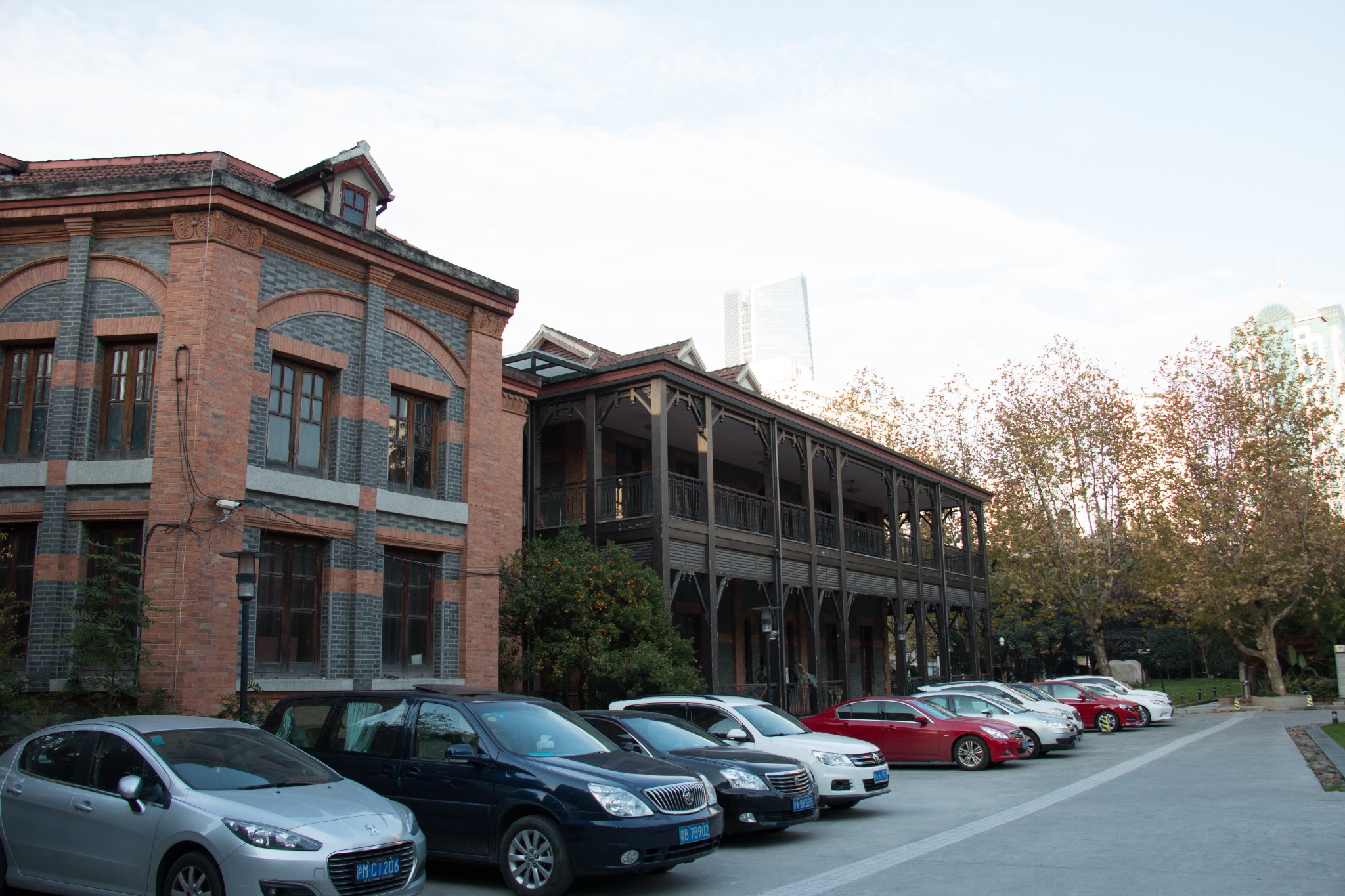 上海戏剧学院华山路校区,影视演员的摇篮,新老建筑混搭,东西方文化