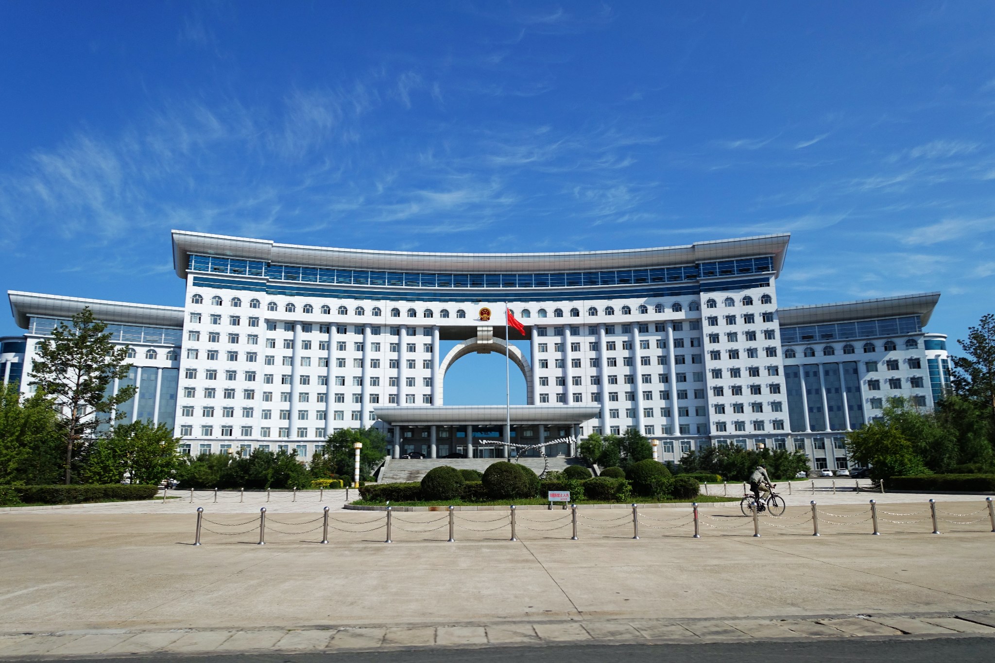 大兴安岭行署的办公大楼,气派