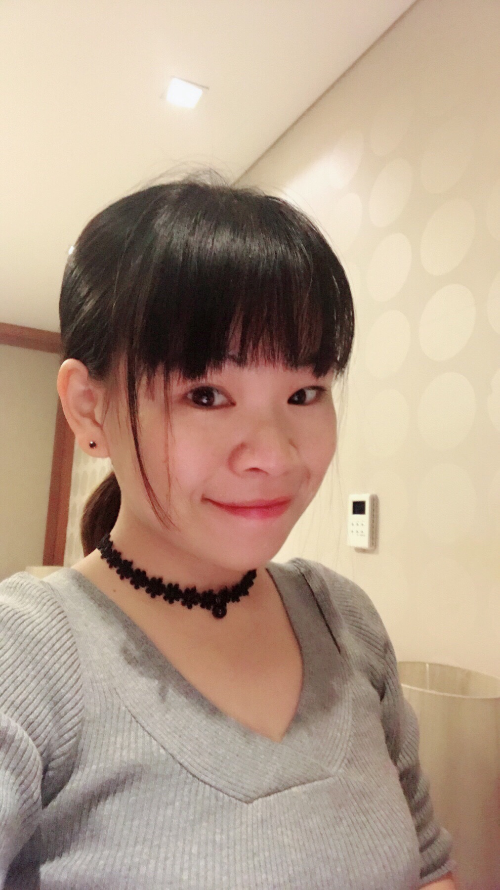 就是自拍自拍自拍  仔细看了一下小店的服务员 大多都是中老年妇女