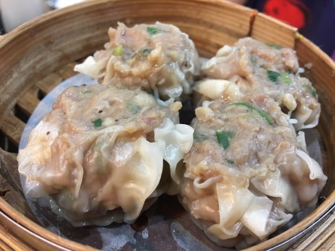 虾饺皮太厚怎么办 wKgBZ1nqKxWAGwcsAAiMVnhk6IA66.jpeg?imageView2%2F2%2Fw%2F680%2Fq%2F90