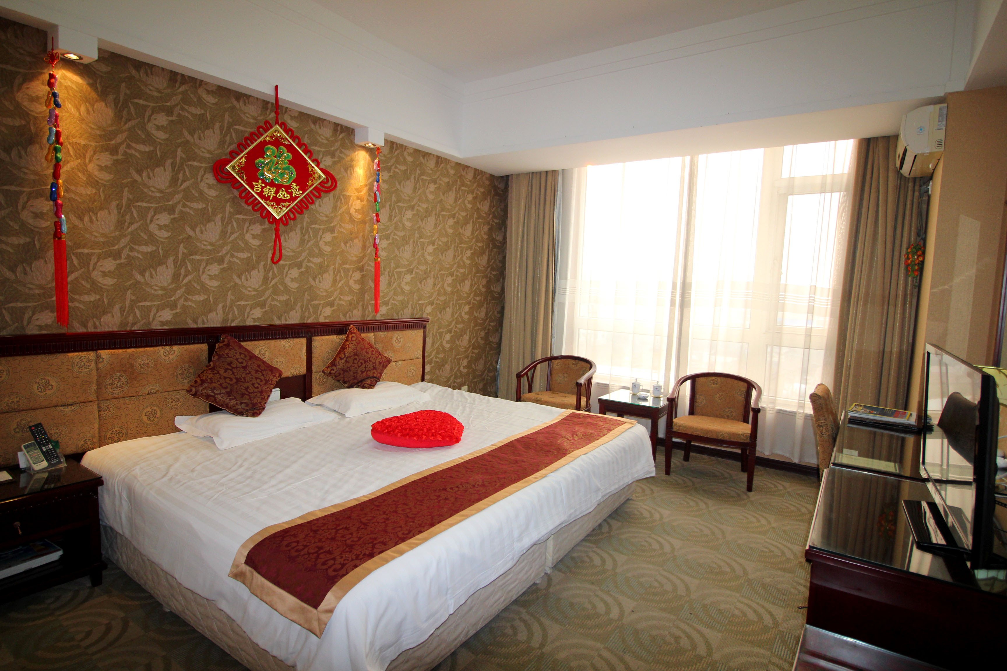 金港湾大饭店(蓬莱阁海洋极地世界店)(原蓬达金港湾大饭店)