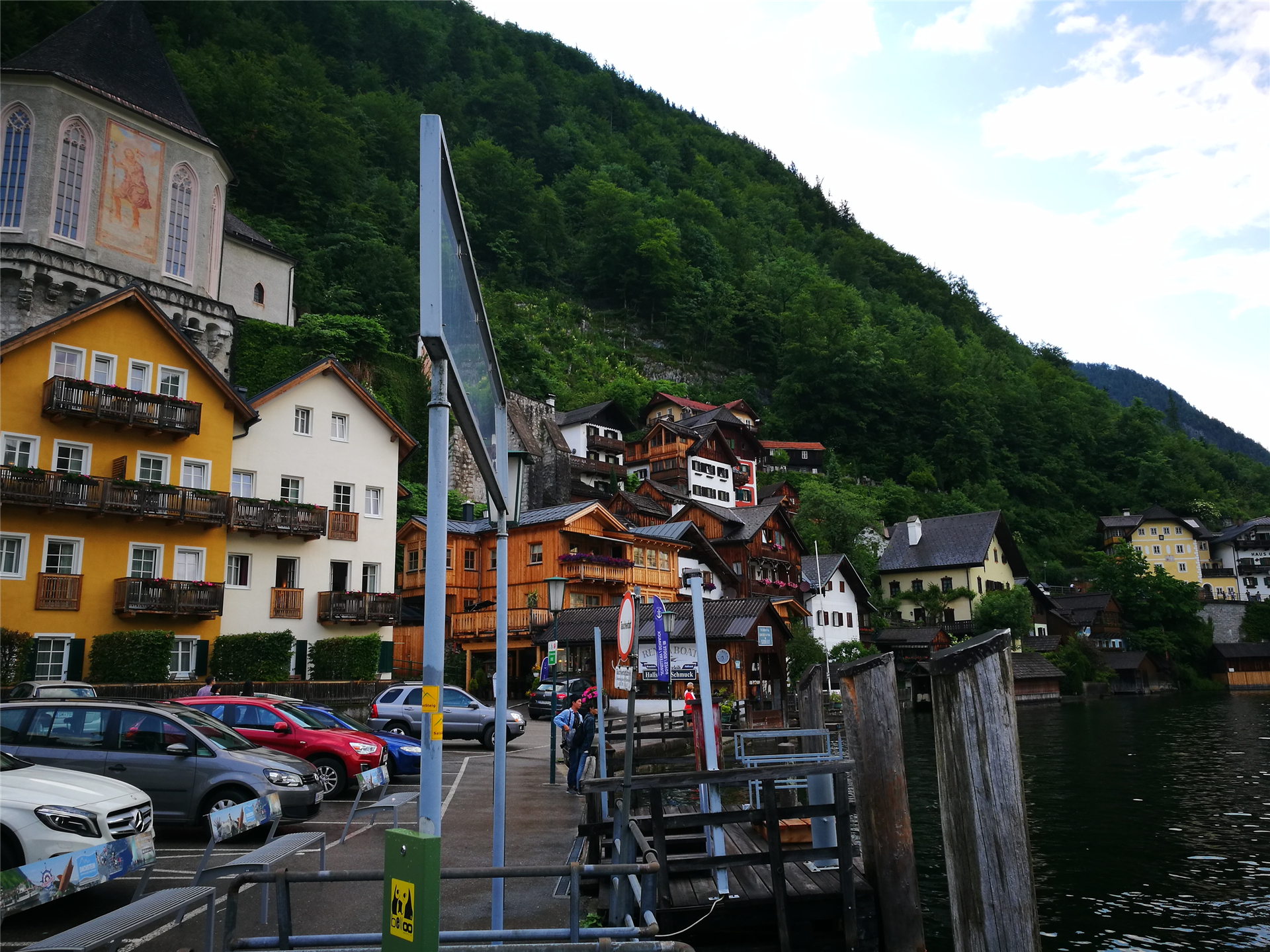 鎮(hallstatt)是奧地利上奧地利州薩爾茨卡默古特地區的一個村莊,位於