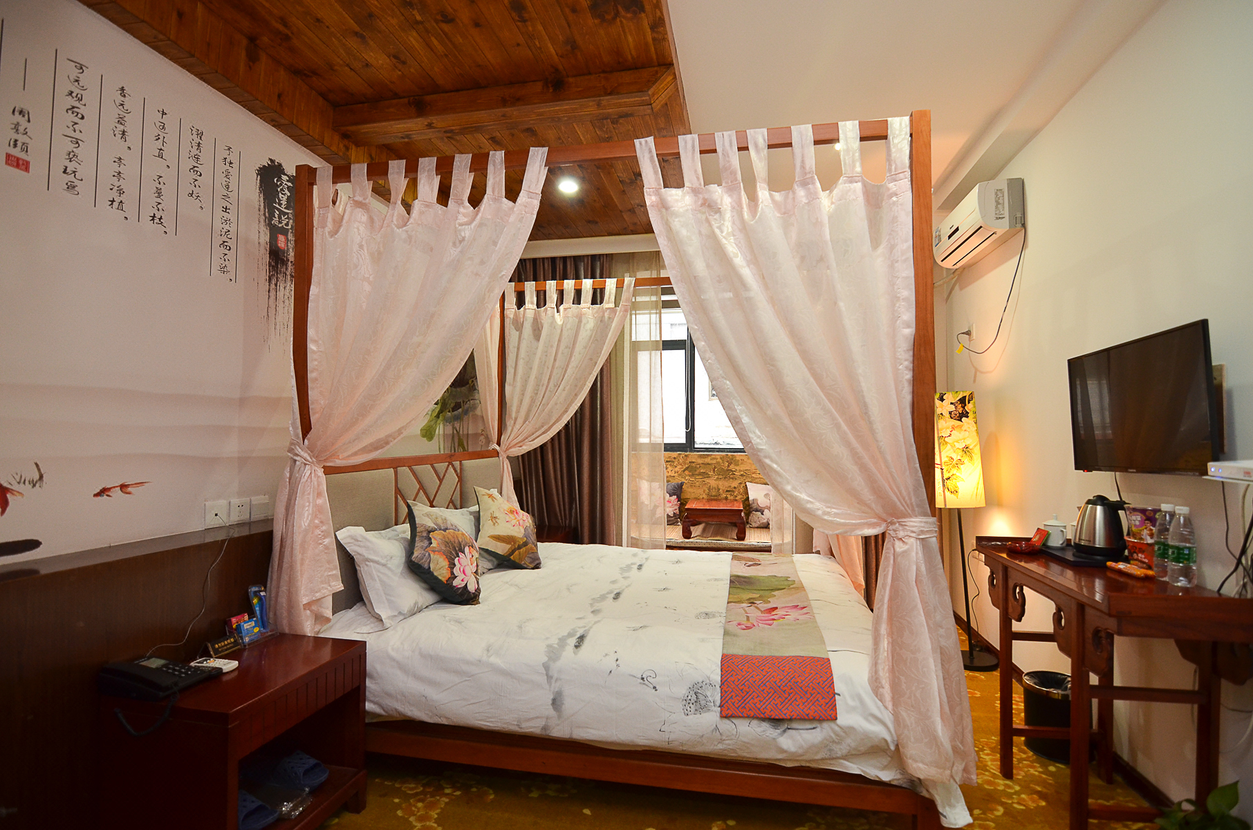 龙门客栈(开封清明上河园景区店)预订