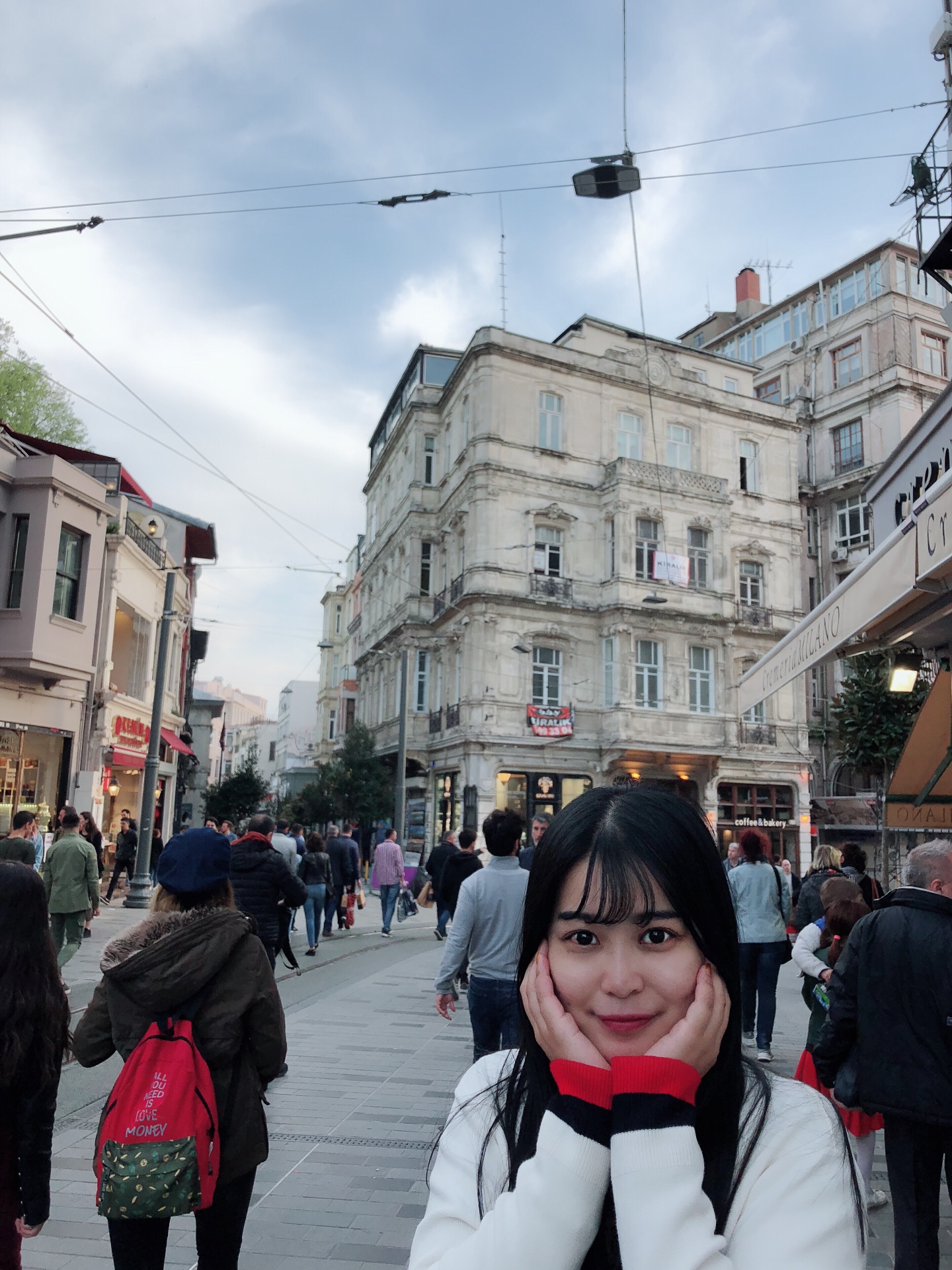 大榭街道gdp_夜晚街道图片(3)