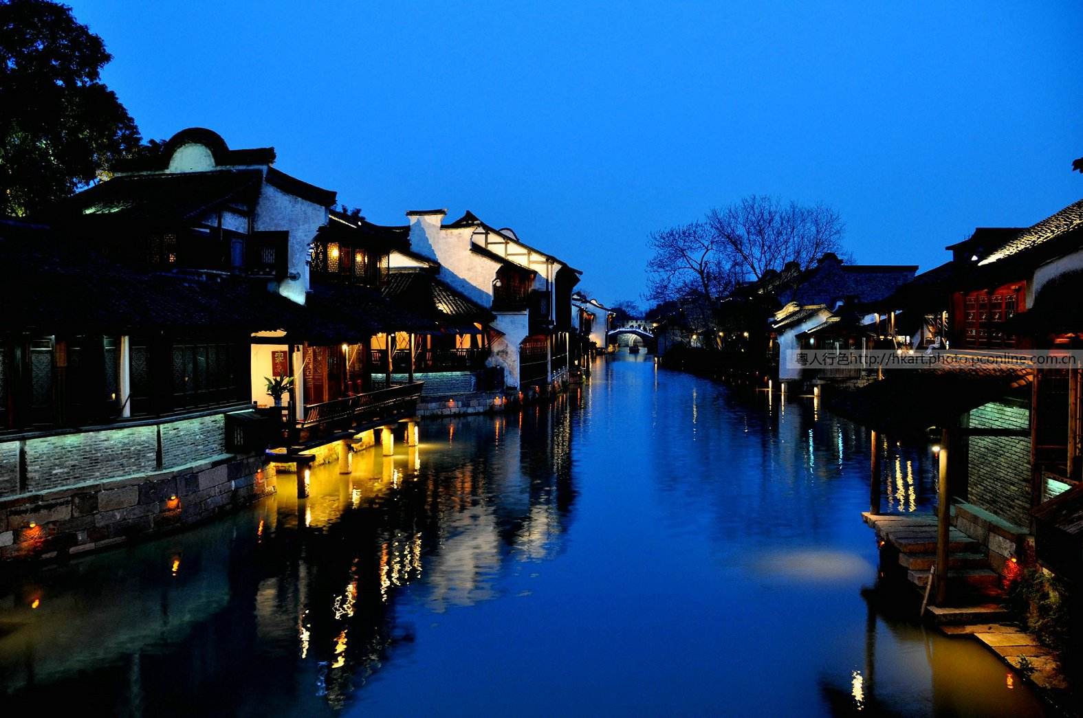 上海出發烏鎮西柵日景夜景蘇州拙政園寒山寺品質純玩暢玩2日遊住烏鎮